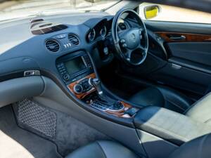 Bild 30/36 von Mercedes-Benz SL 500 (2004)