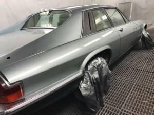 Image 32/38 de Jaguar XJ-S 3.6 (1990)