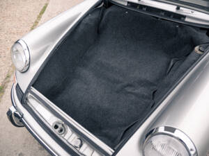 Bild 33/34 von Porsche 911 2.4 T (1972)