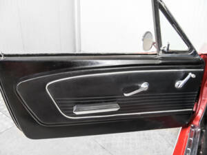 Image 32/50 of Ford Mustang 289 (1966)