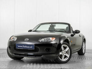 Imagen 3/50 de Mazda MX-5 1.8 (2007)