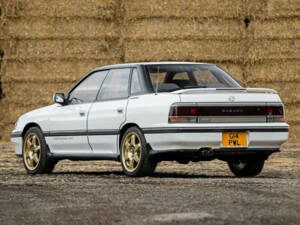 Immagine 4/29 di Subaru Legacy Sedan (1989)