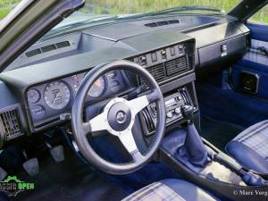 Afbeelding 6/43 van Triumph TR 8 (1980)
