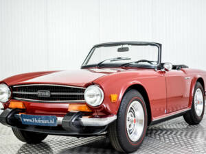 Image 13/50 de Triumph TR 6 (1974)