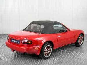 Bild 45/50 von Mazda MX-5 1.8 (1995)