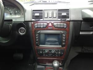 Bild 66/99 von Mercedes-Benz G 500 (lang) (2003)