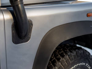 Image 23/98 of Land Rover Defender 130 Double Cab (2008)
