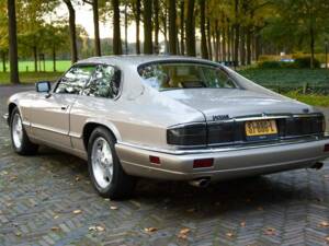 Image 2/7 de Jaguar XJS 4.0 (1995)