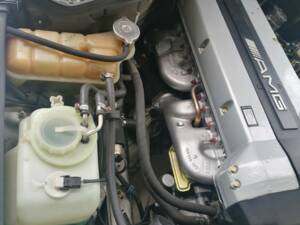 Imagen 94/94 de Mercedes-Benz 300 CE-24 3.4 AMG (1992)