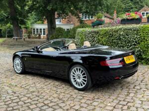 Image 7/32 of Aston Martin DB 9 Volante (2006)