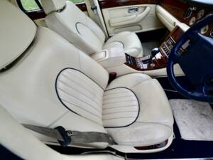 Imagen 33/50 de Bentley Arnage Green Label (1999)