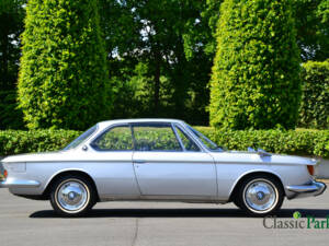 Image 6/50 of BMW 2000 CS (1970)