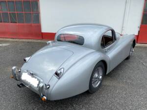 Image 9/36 de Jaguar XK 120 FHC (1953)