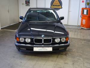 Imagen 5/47 de BMW 730i (1992)
