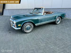 Image 5/44 of Mercedes-Benz 280 SL (1970)