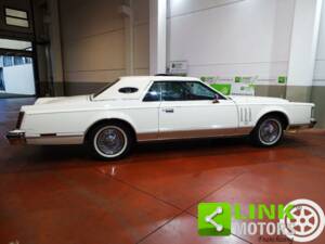 Image 7/10 of Lincoln Continental Mark V (1977)