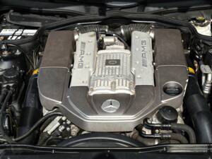 Imagen 46/50 de Mercedes-Benz SL 55 AMG (2002)