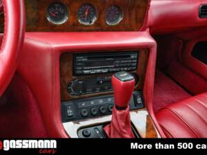 Image 15/15 of Aston Martin Virage Volante (1993)