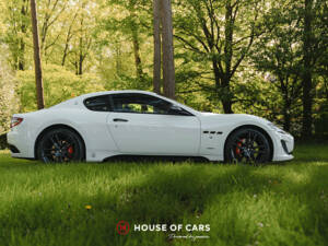 Image 5/48 of Maserati GranTurismo Sport (2013)