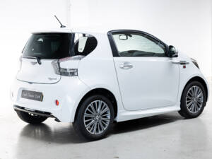 Bild 32/32 von Aston Martin Cygnet (2012)