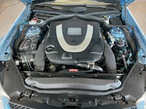 Image 19/19 of Mercedes-Benz SL 500 (2008)