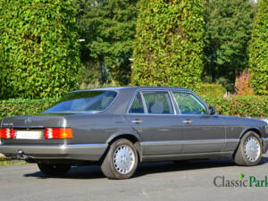 Image 5/50 of Mercedes-Benz 560 SEL (1988)