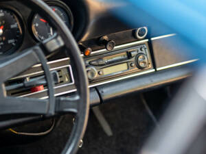 Image 33/50 of Porsche 911 2.4 S (1972)
