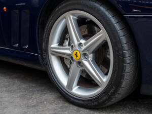 Image 11/31 of Ferrari 575M Maranello (2002)