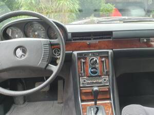 Immagine 6/31 di Mercedes-Benz 450 SEL 6,9 (1975)