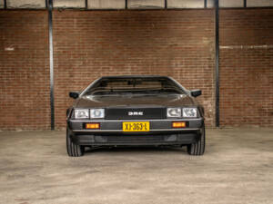 Image 4/66 of DeLorean DMC-12 (1981)
