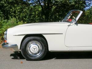 Image 28/50 of Mercedes-Benz 190 SL (1960)