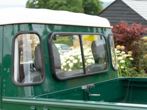 Bild 7/50 von Land Rover Defender 90 Td5 (2006)