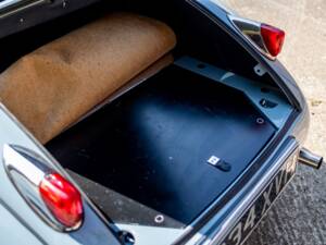 Image 7/50 of Jaguar XK 140 FHC (1955)
