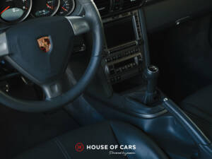 Image 31/42 of Porsche 911 Carrera (2005)