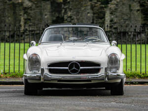 Image 15/29 of Mercedes-Benz 300 SL (1999)