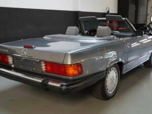 Bild 5/50 von Mercedes-Benz 560 SL (1989)