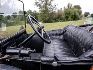 Bild 34/37 von Ford Model T (1918)