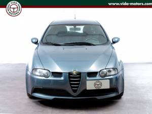 Imagen 7/45 de Alfa Romeo 147 3.2 GTA (2004)