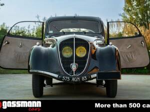 Image 7/15 of Peugeot 203 (1949)