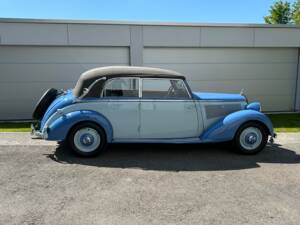 Image 4/9 of Mercedes-Benz 230 Cabriolet B (1939)