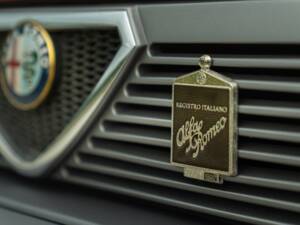 Immagine 22/50 di Alfa Romeo 75 3.0 V6 America (1987)