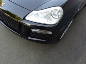 Image 30/98 of Porsche Cayenne GTS (2008)