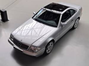 Bild 1/41 von Mercedes-Benz SL 320 (1998)