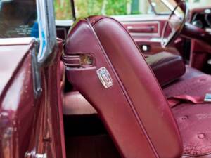Bild 169/200 von Cadillac Coupe DeVille (1968)