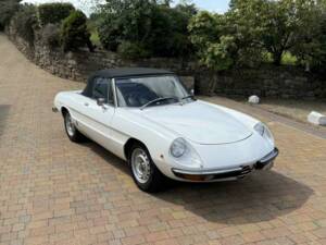 Bild 7/50 von Alfa Romeo Spider Veloce 2000 (1972)