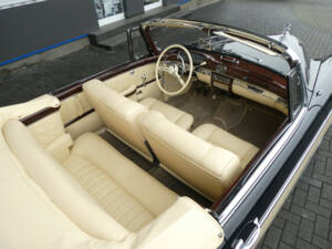 Imagen 14/25 de Mercedes-Benz 220 S Cabriolet (1957)