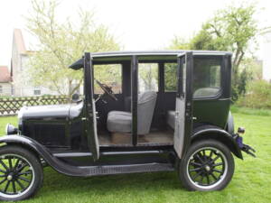 Image 3/14 of Ford Modell T (1926)