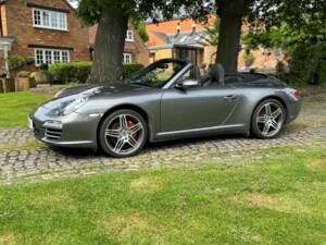 Image 6/30 of Porsche 911 Carrera 4S (2009)