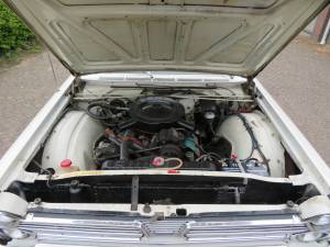 Image 24/26 of Plymouth Sport Fury (1966)