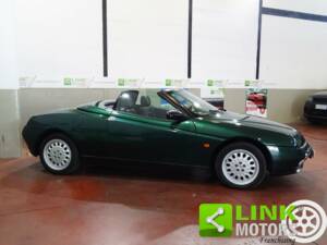 Bild 5/10 von Alfa Romeo Spider 2.0 Twin Spark 16V (1995)